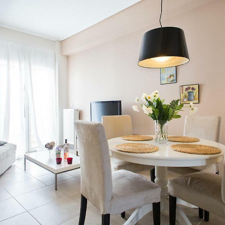 Elegant Home Next To Metro Афины Экстерьер фото