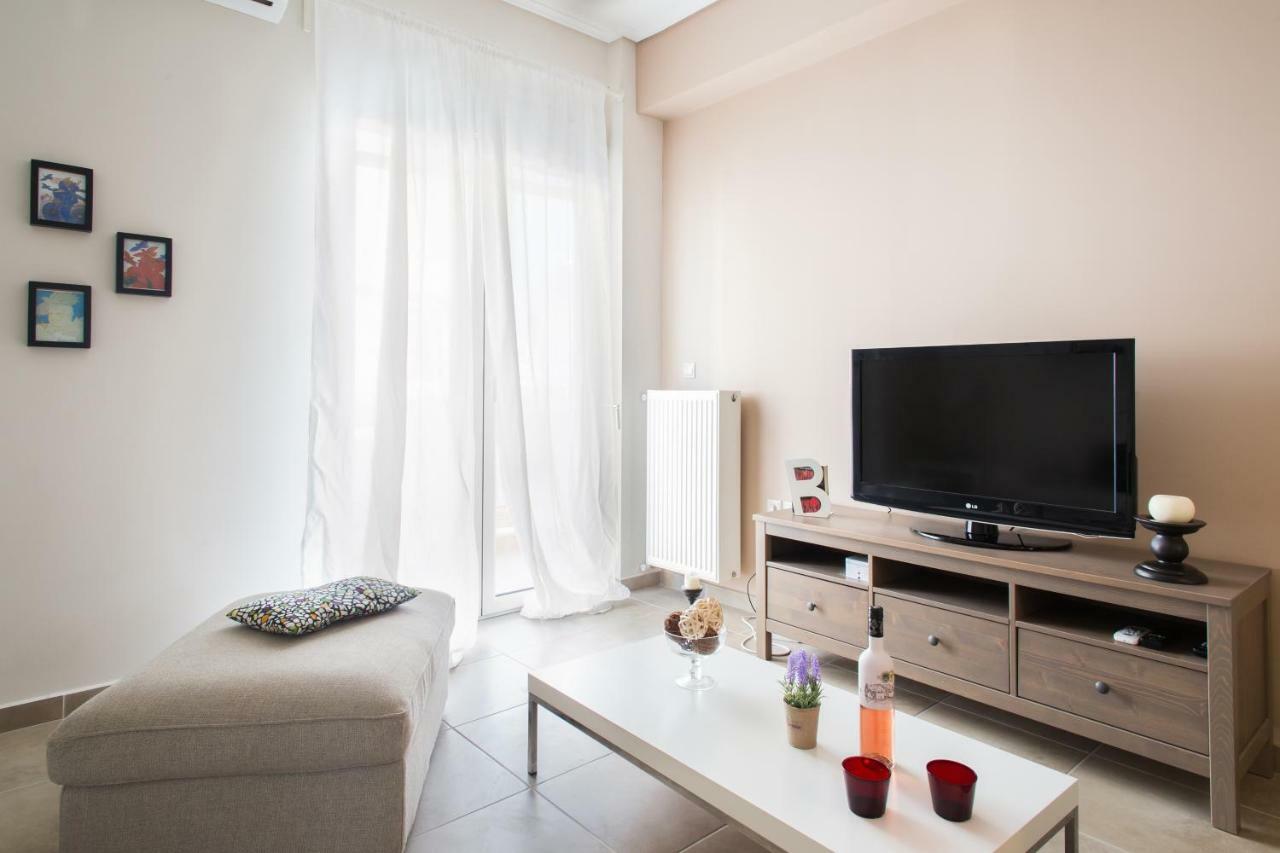 Elegant Home Next To Metro Афины Экстерьер фото
